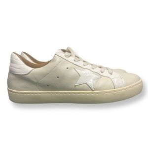 WHITE RAVEN Star Vegan Leather Sneakers Women’s 6.5 Cream
